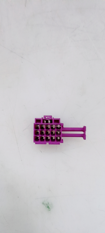  HC B 66164 Premium 18‑Pin Purple Electrical Connector Plug for Bus 