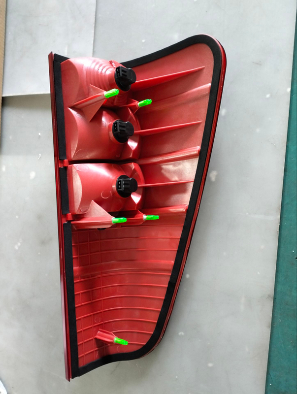 HC-B-2327-1 Bus parts bulb Tail Lamp rear light for O350 YBL6120T3