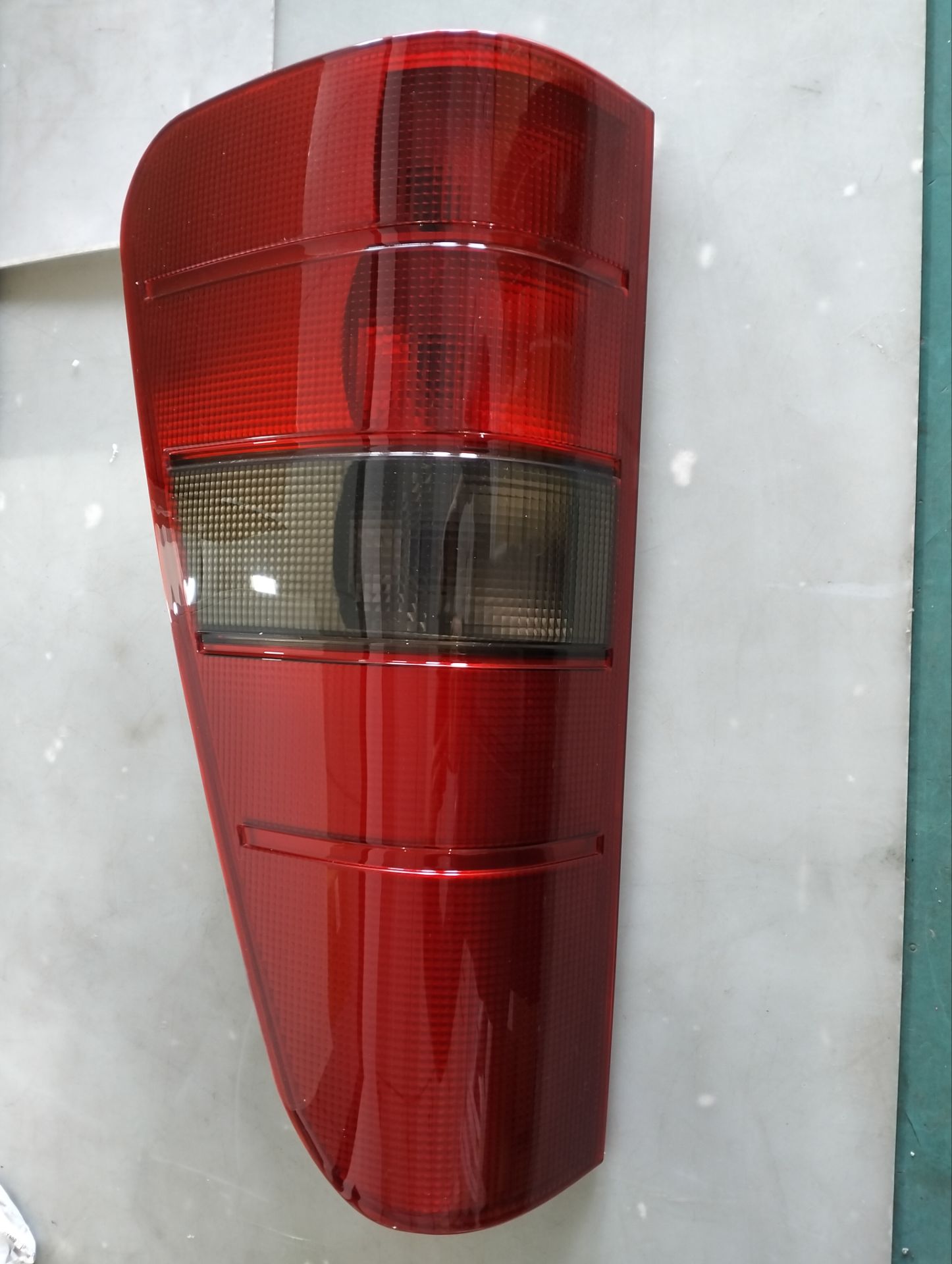 HC-B-2327-1 Bus parts bulb Tail Lamp rear light for O350 YBL6120T3