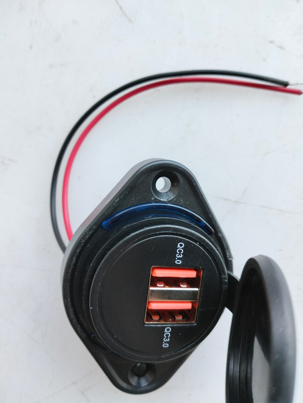 HC-B-65016-1 Dual Port Bus USB Charger 5V Fast Charging for City Bus