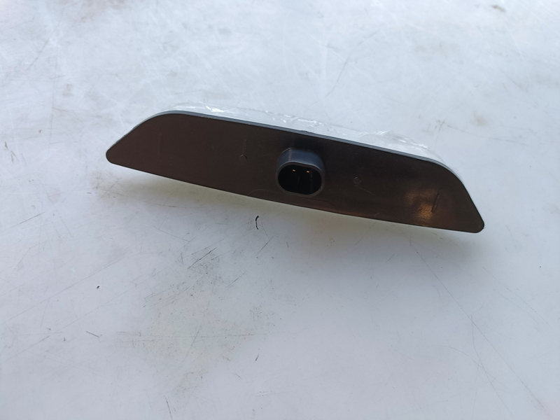 HC-B-5116-3 Durable Waterproof Front Marker Light Assembly for Bus