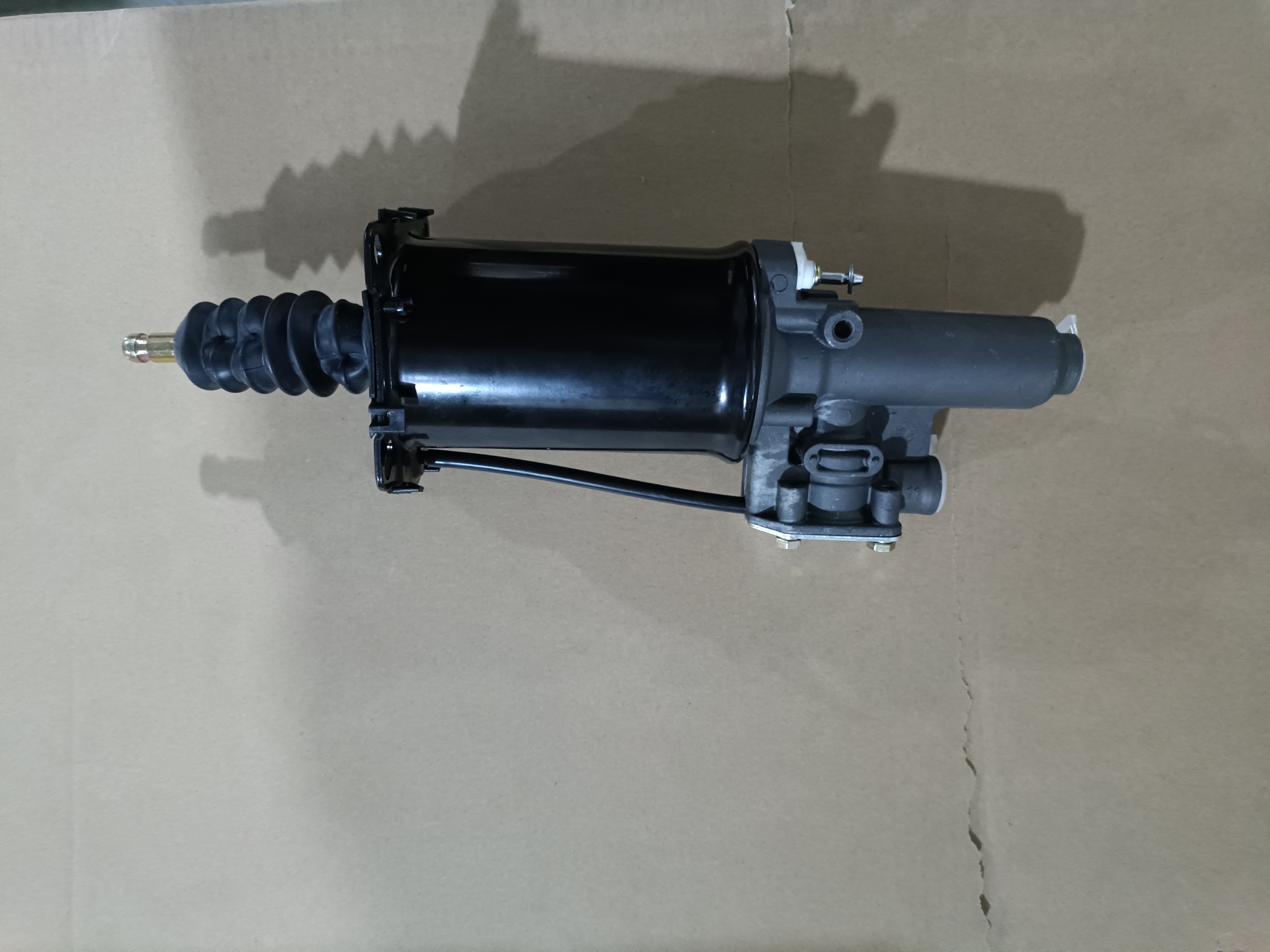HC-B-75034 Heavy Duty Clutch Booster 216500020 for Bus