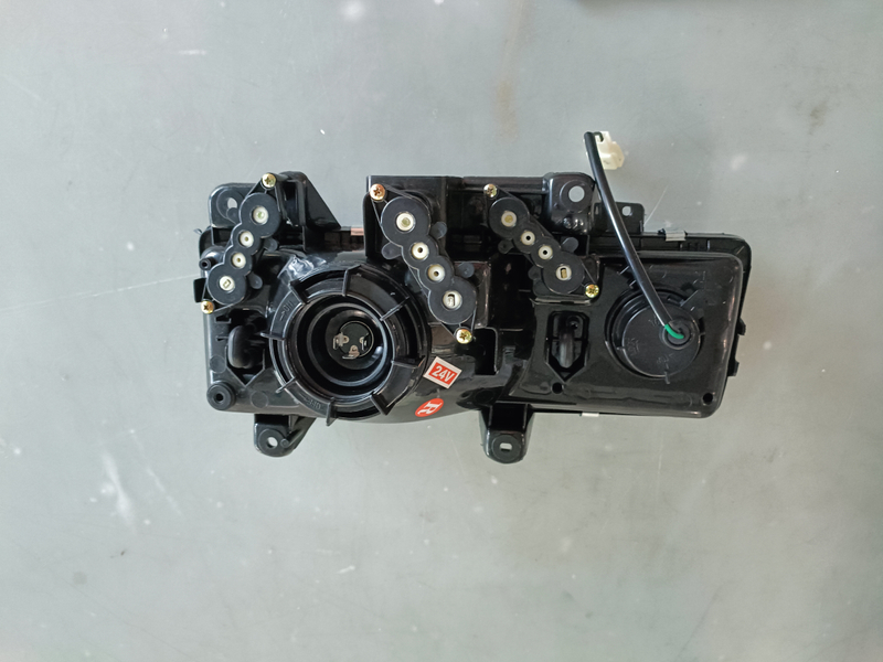 HC-B-1015 durable glass lens head lamp for bus 12V LHD